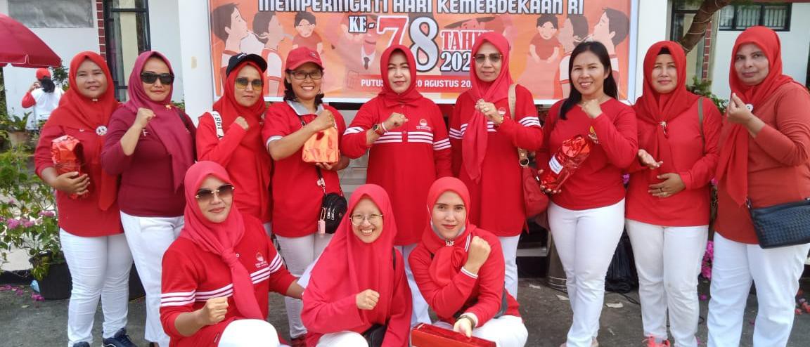 DWP DISDUKCAPIL IKUTI LOMBA OLAHRAGA GEMBIRA