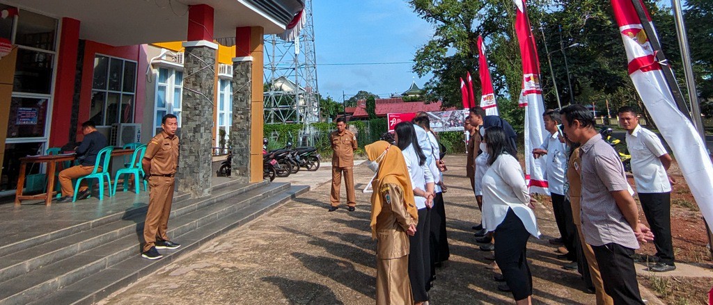 SEKDIS DUCKAPIL AJAK PETPELPUB MENGEDEPANKAN PELAYANAN YANG PRIMA